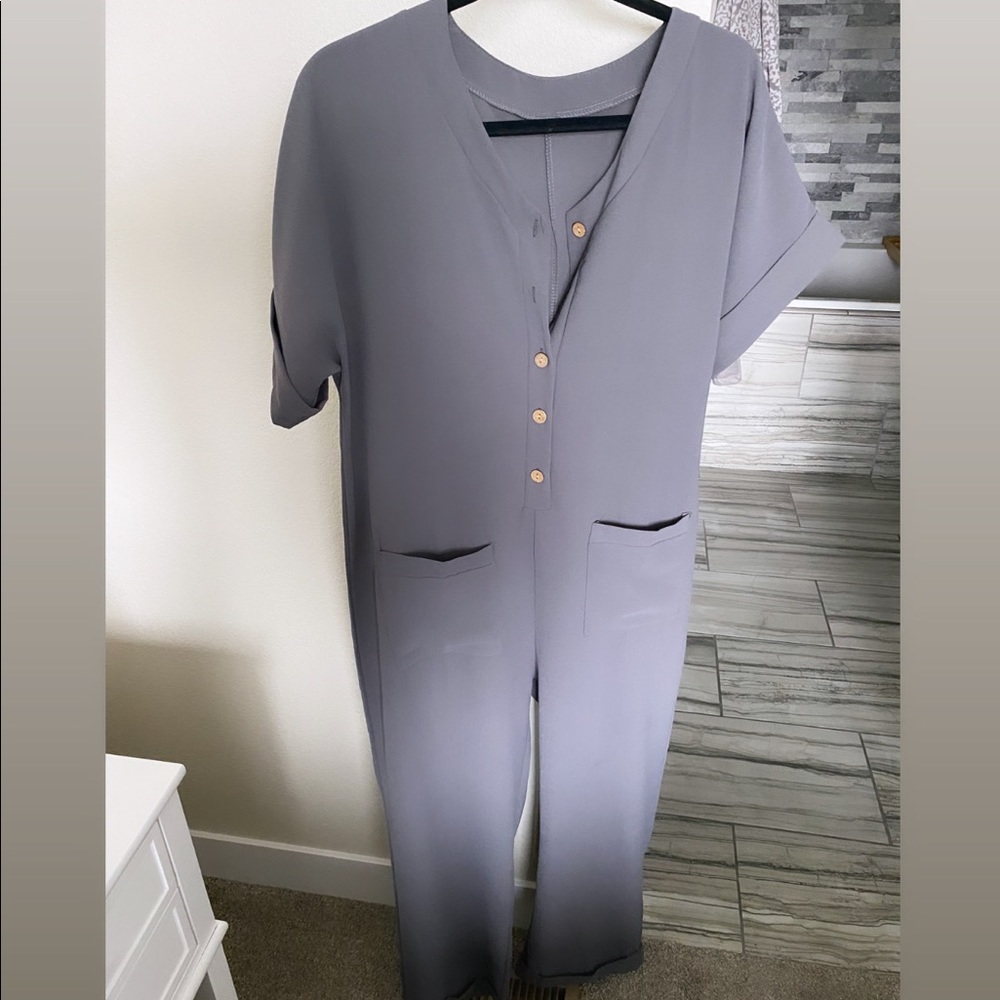 Women’s fashion utility jumpsuit